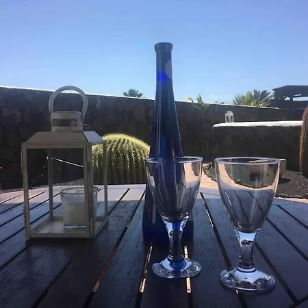 El Caserio De Gueime Con Piscina Climatizada San Bartolome (Las Palmas)