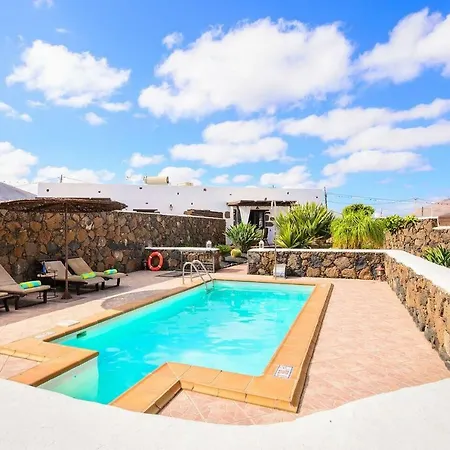 El Caserio De Gueime Con Piscina Climatizada * Güime